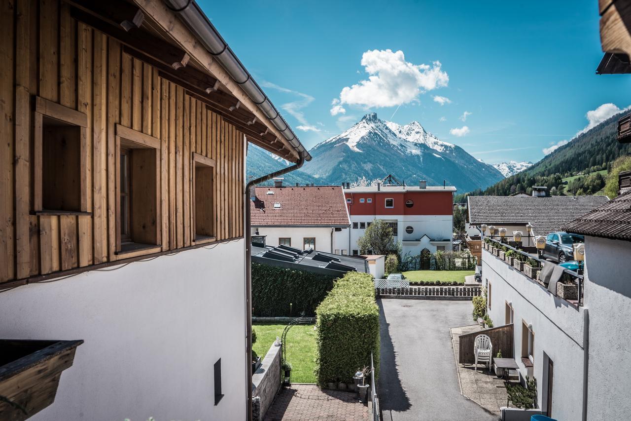 Haus Bacher Fulpmes Eksteriør bilde